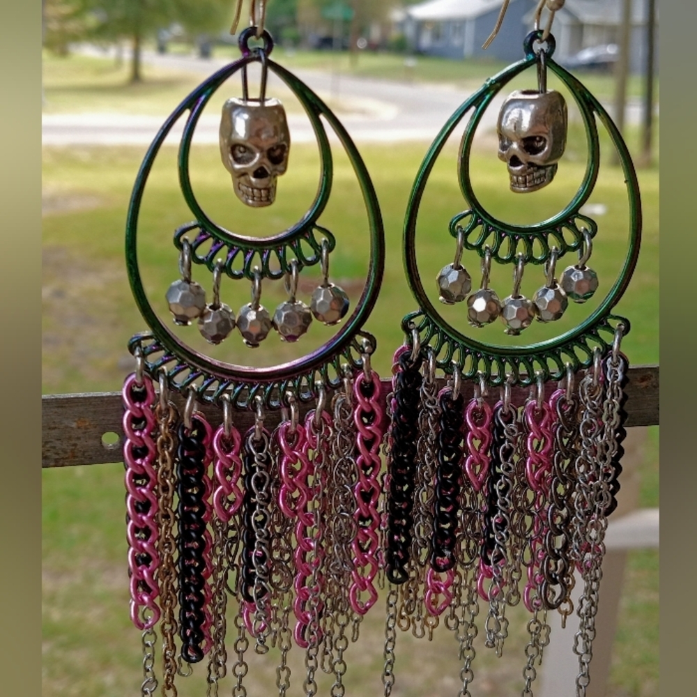 SOLD Sterling Silver Plt Skull Chandelier Earrings - Picture 4 of 9